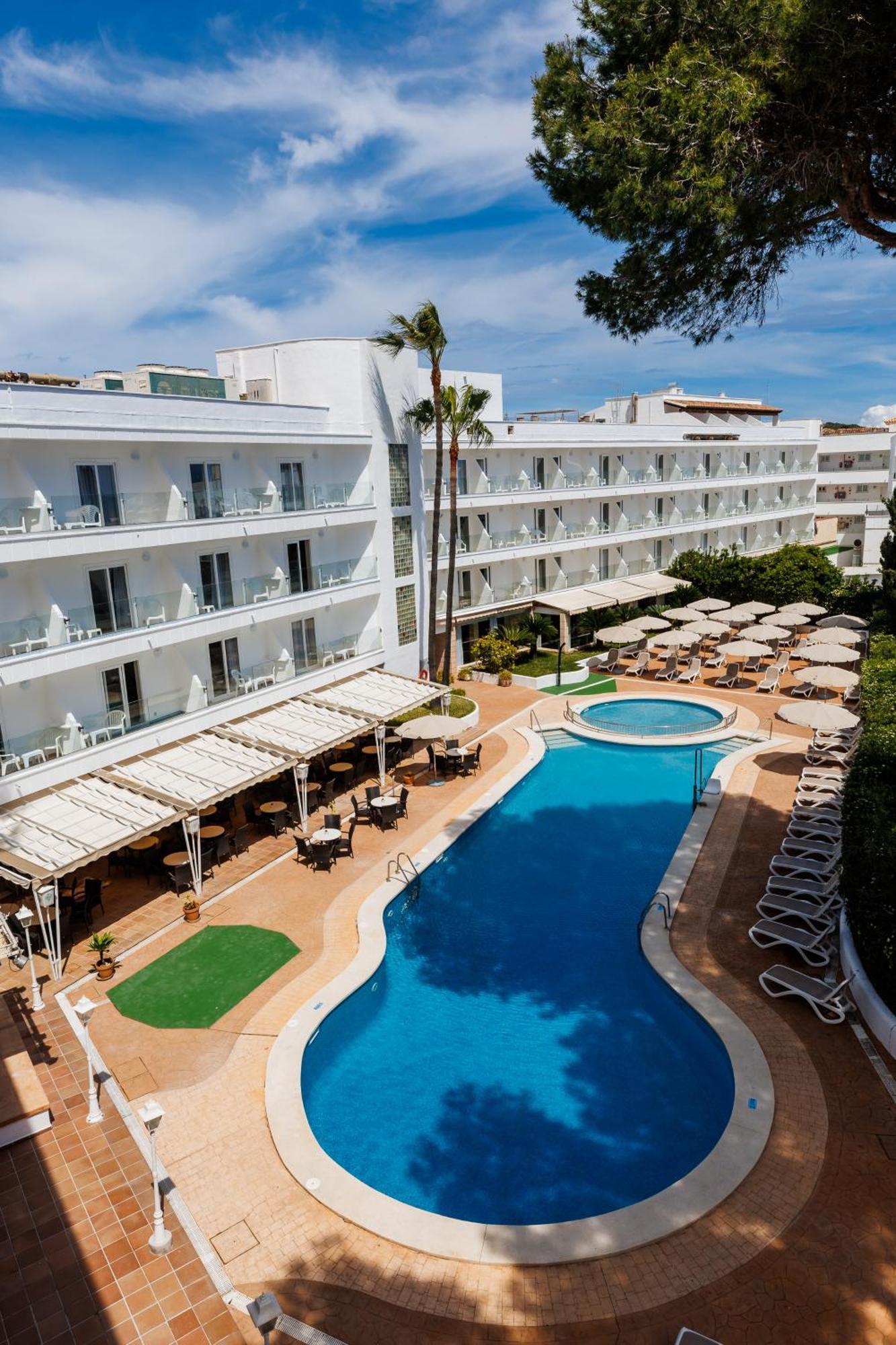 Hotel O7 Alondra Cala Ratjada  Exterior photo